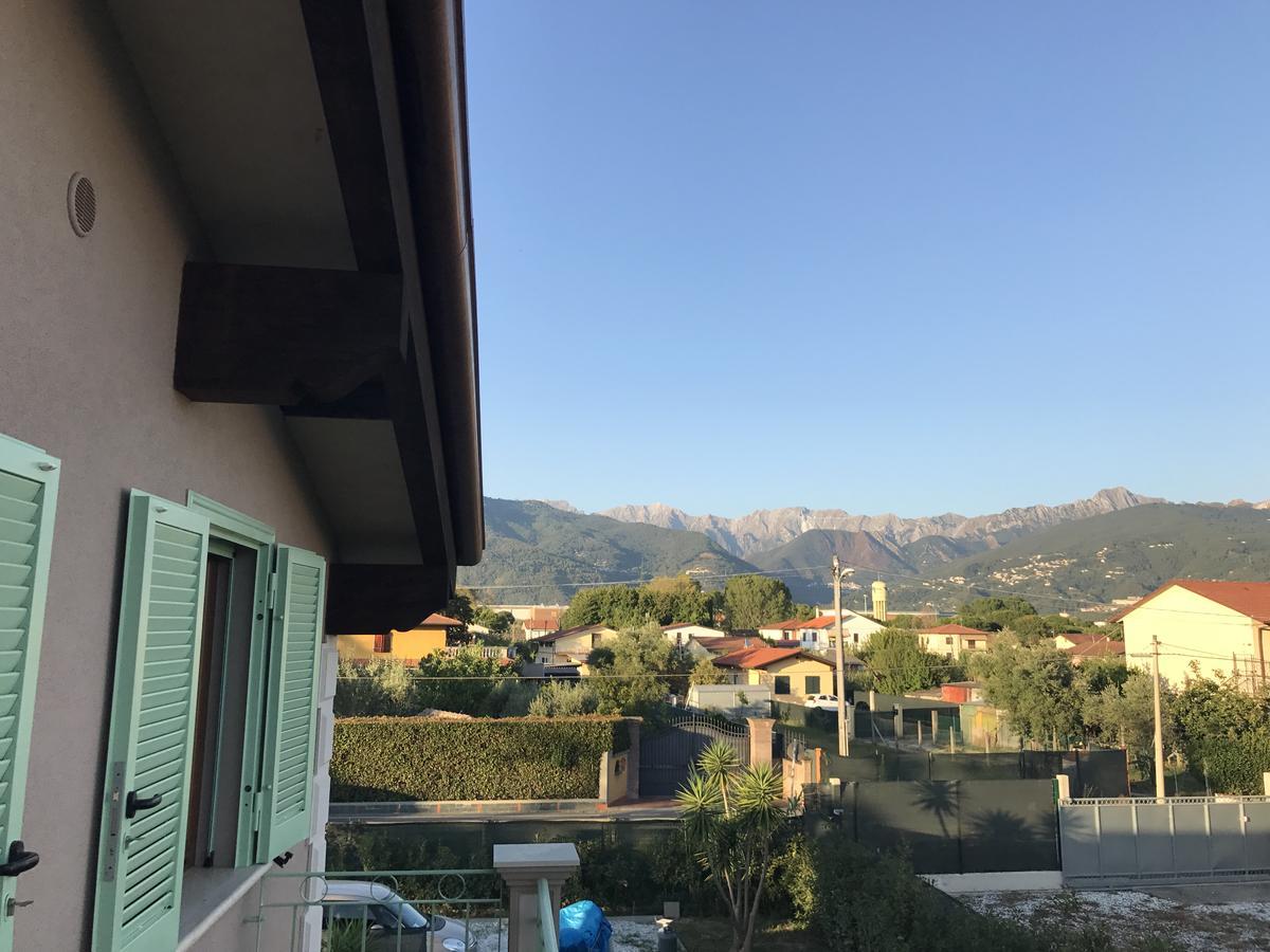 Bba2Passi Bed and Breakfast Marina di Massa Exterior foto