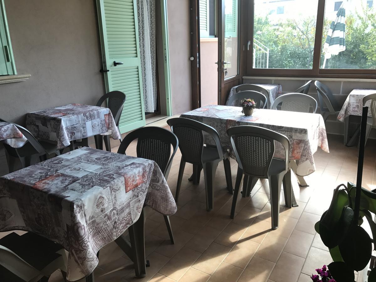 Bba2Passi Bed and Breakfast Marina di Massa Exterior foto