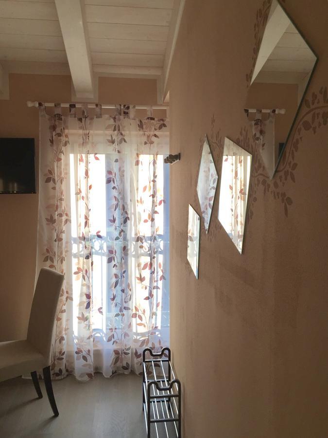 Bba2Passi Bed and Breakfast Marina di Massa Exterior foto