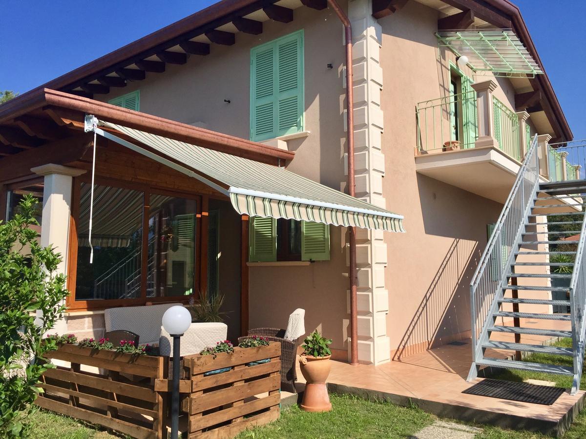 Bba2Passi Bed and Breakfast Marina di Massa Exterior foto